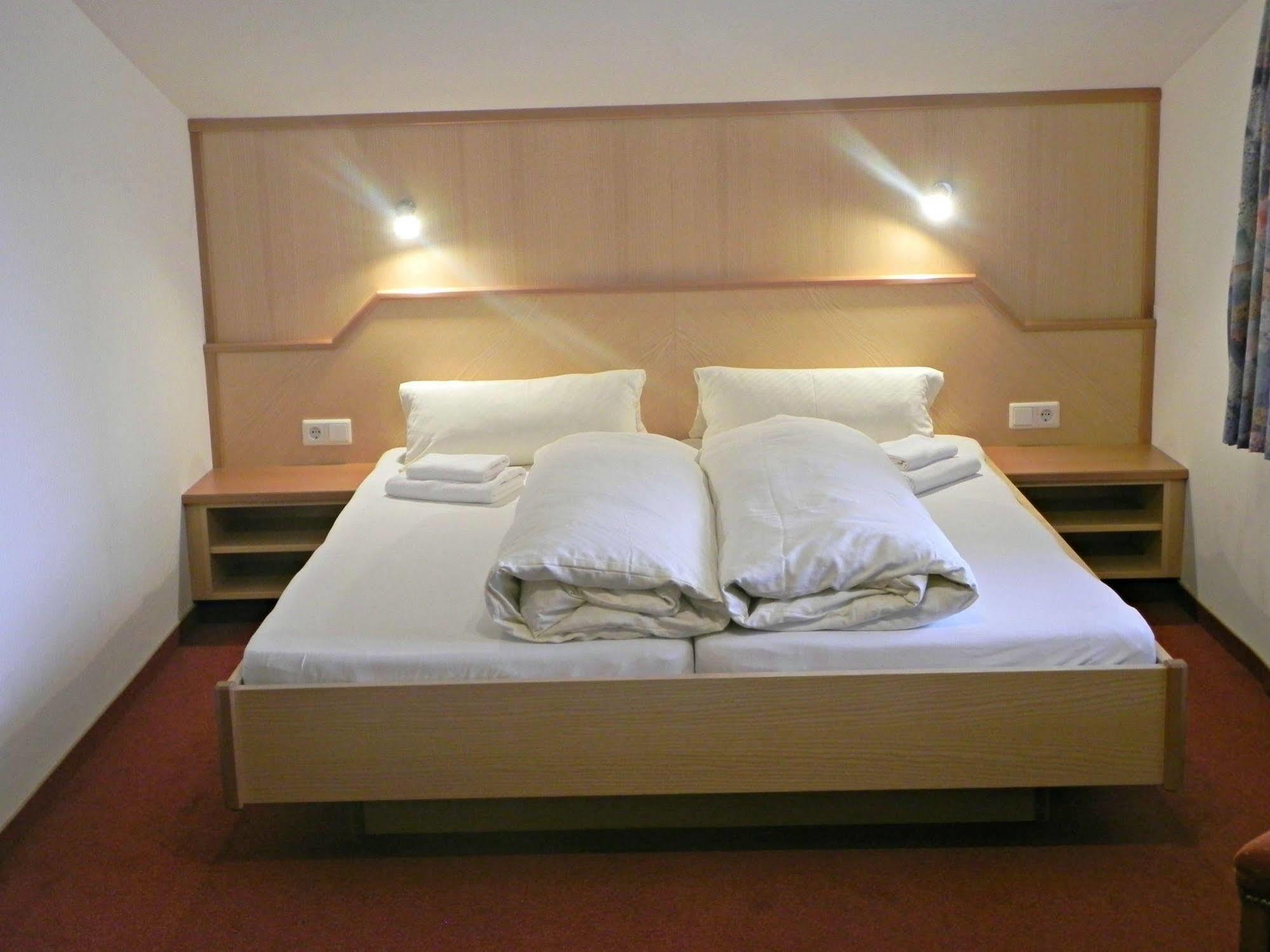 Hotel-Restaurant Sonnhof Radfeld Extérieur photo