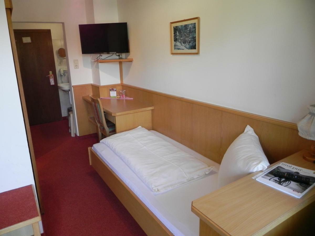 Hotel-Restaurant Sonnhof Radfeld Extérieur photo